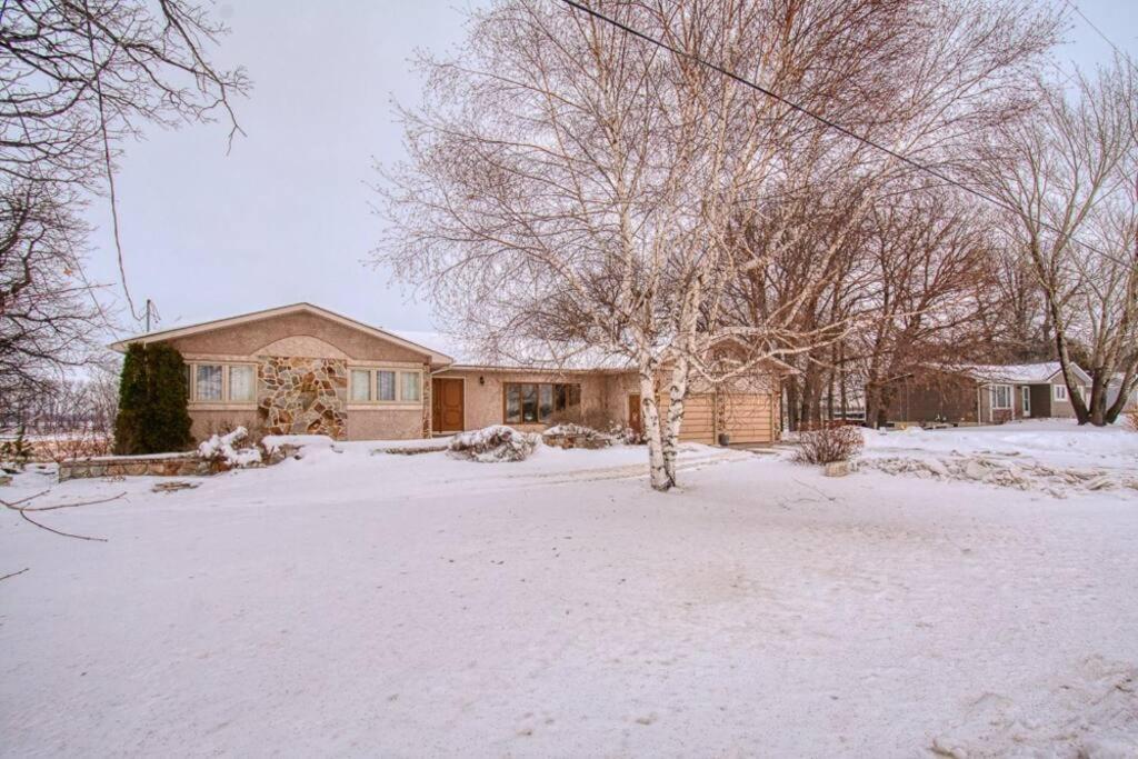 Ferienwohnung The Ox + Bow Portage la Prairie Exterior foto